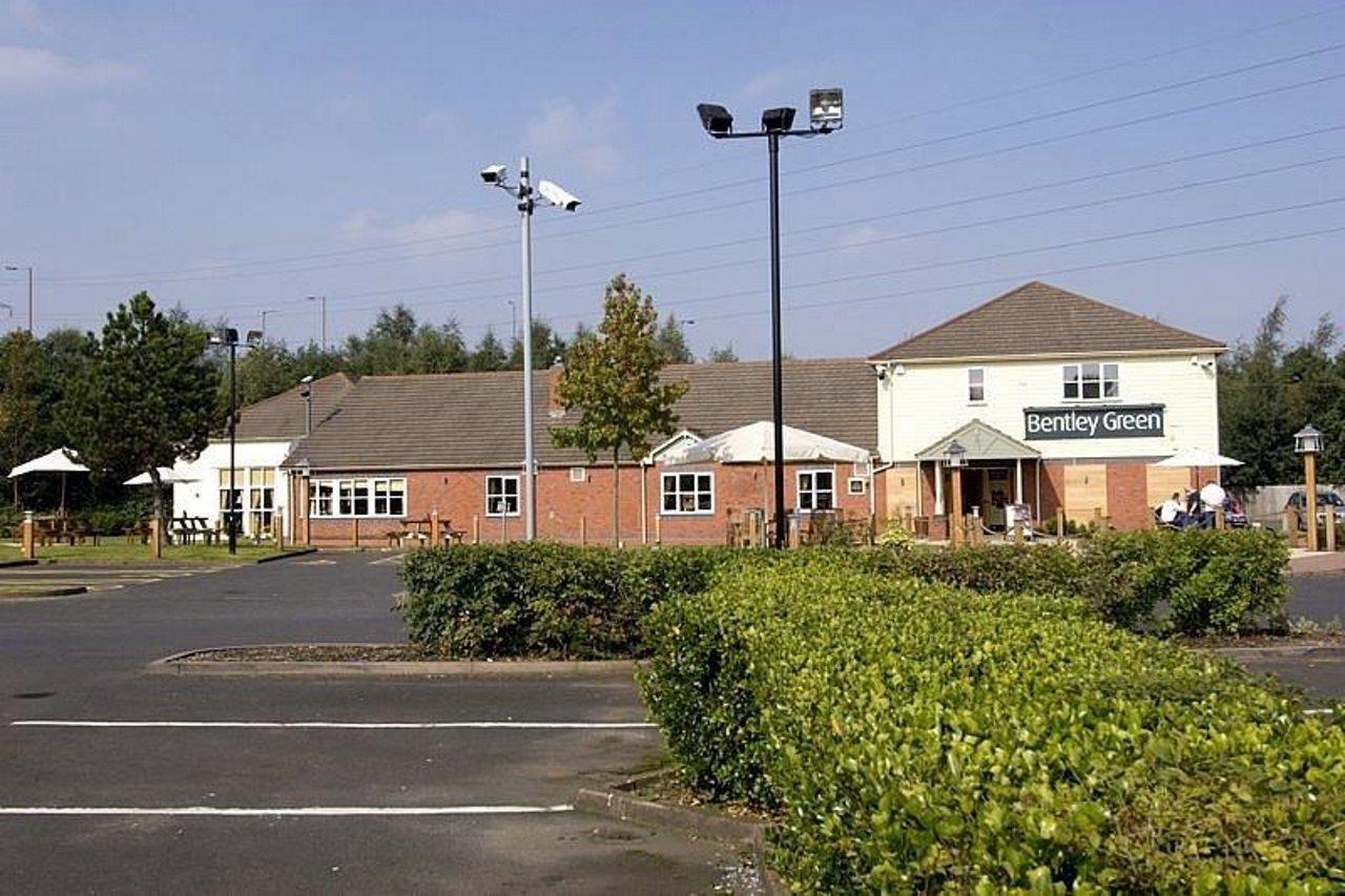 Premier Inn Walsall Buitenkant foto